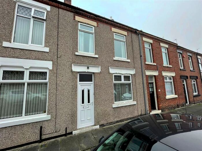 Houses for sale & to rent in DL3 7QH, Clarks Yard, Central Darlington