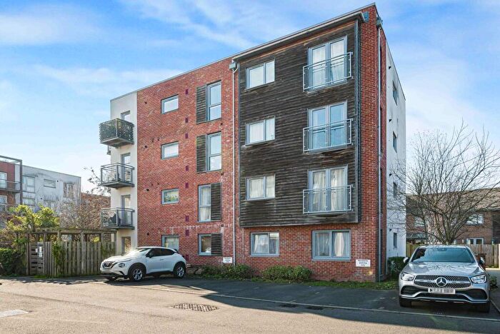 2 Bedroom House For Sale In Angie Mews, Dartford, DA1