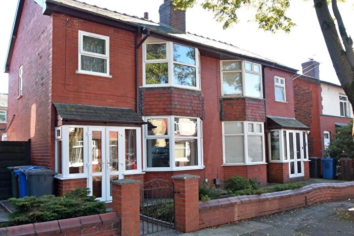 3 Bedroom Semi-Detached House To Rent In Hampton Grove, Limefield, Bury, BL9