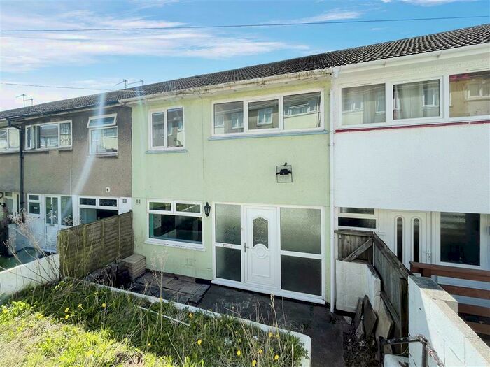 4 Bedroom House To Rent In Forsythia Close, Risca, Newport, NP11