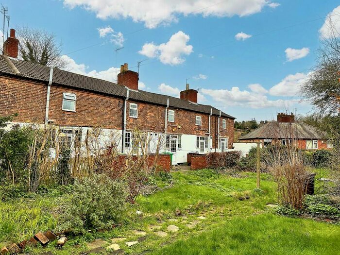 1 Bedroom Cottage To Rent In Hooley Place, Sherwood, NG5