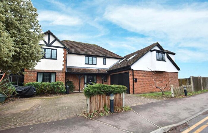 4 Bedroom Detached House To Rent In St. Nicholas Road, Thames Ditton, KT7
