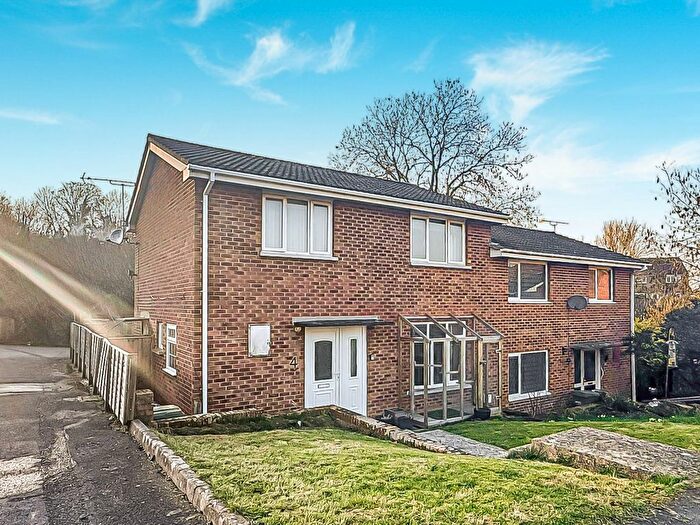 3 Bedroom Semi Detached House For Sale In Rowan Grove, Dursley, GL11