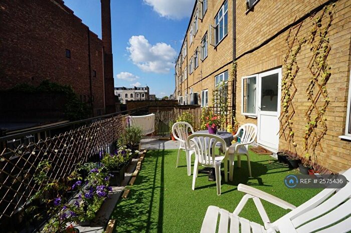 3 Bedroom Flat To Rent In Seven Sisters Road, London, N4