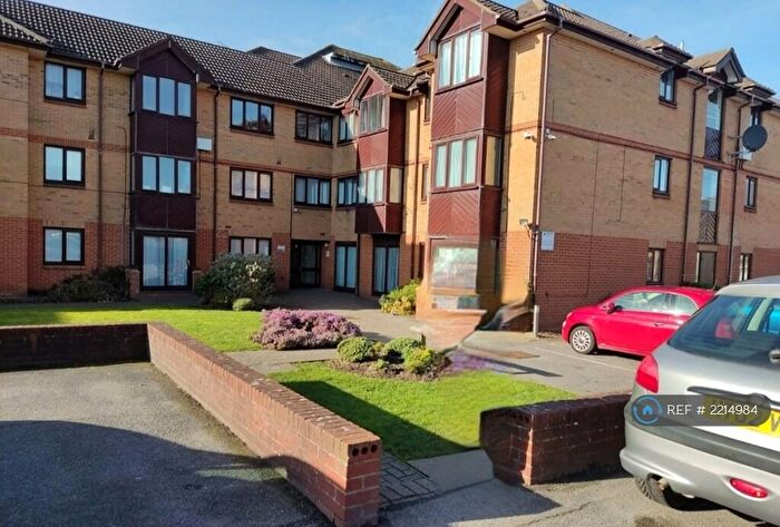 1 Bedroom Flat To Rent In St. Clements Court, Bournemouth, BH1