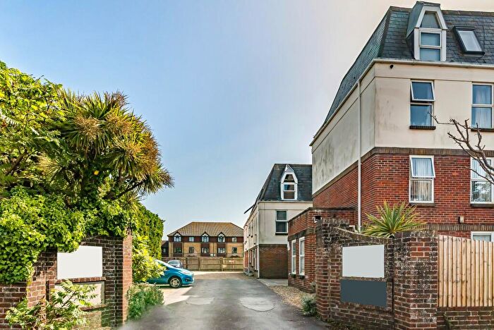 1 Bedroom Flat To Rent In Victoria Court, Victoria Drive, Bognor Regis, PO21