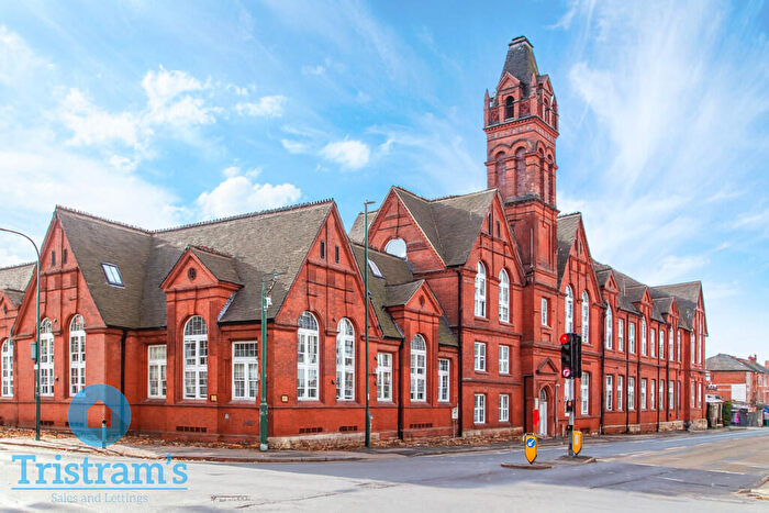 3 Bedroom Apartment To Rent In Bed Bath *Inc Bills* - Lenton Boulevard, NG7