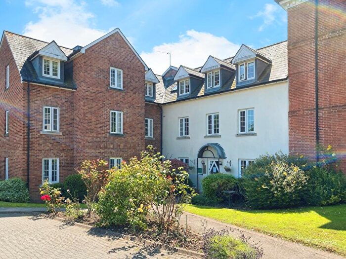 1 Bedroom Retirement Property For Sale In Mill Street, Abergavenny, NP7