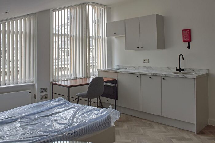 1 Bedroom Studio To Rent In Corn Street, Bristol, BS1