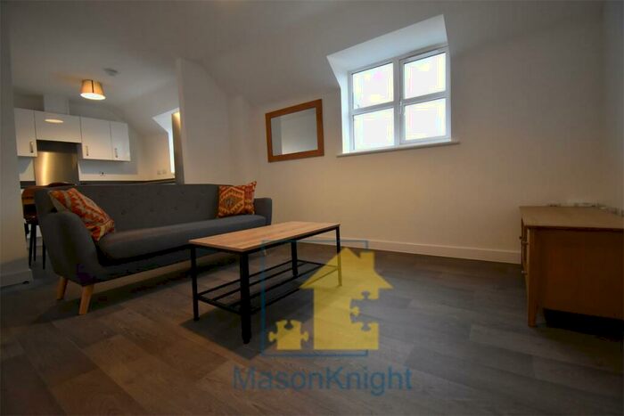 2 Bedroom Flat To Rent In Luxury Student Property In Selly Oak, B29