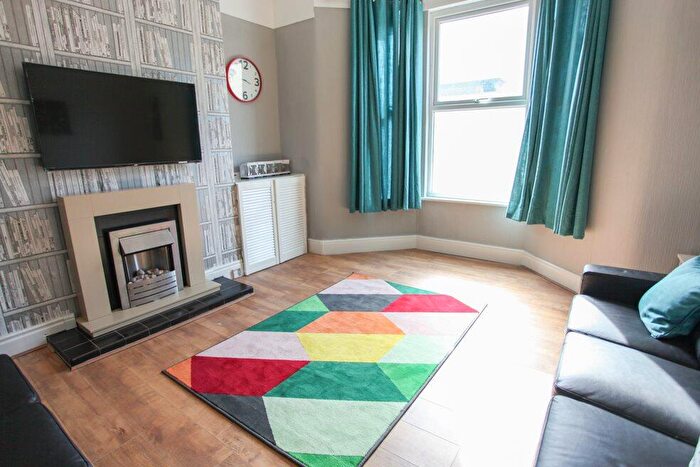 5 Bedroom Terraced House To Rent In Lorne Street, L7