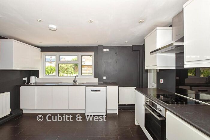 3 Bedroom Semi-Detached House For Sale In Blackwell Farm Road, East Grinstead, West Sussex, RH19