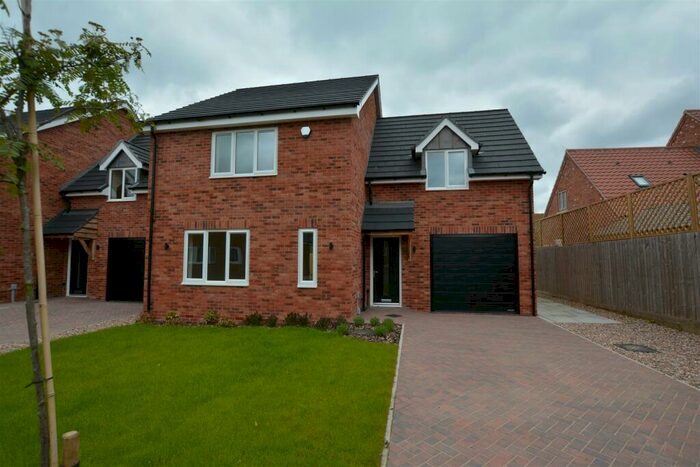 3 Bedroom Detached House For Sale In Lodge Close Off Vicarage Lane, Long Bennington, Newark, NG23