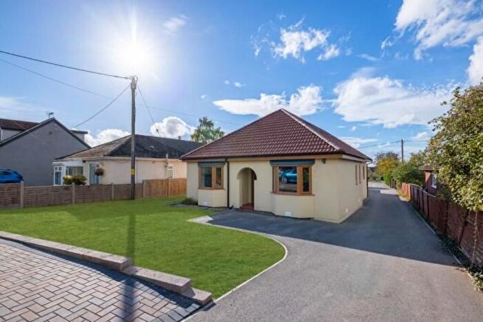 4 Bedroom Bungalow To Rent In Station Road, Castle Cary, BA7