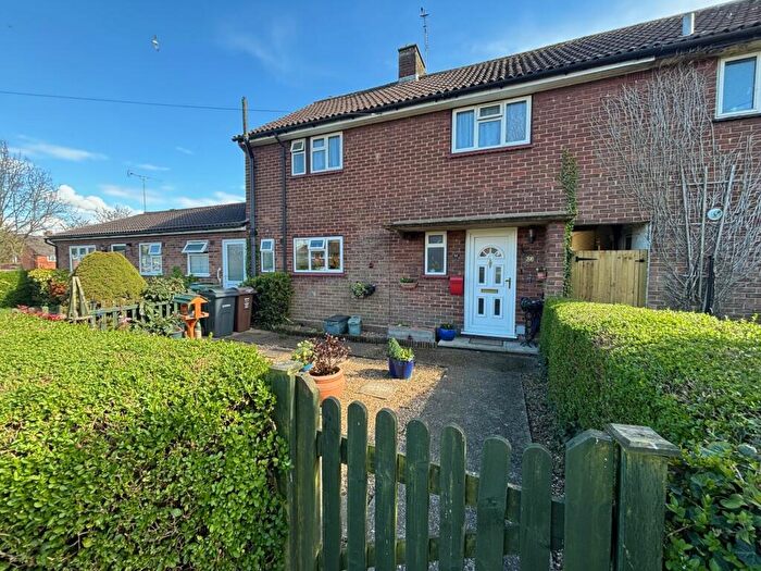 3 Bedroom House For Sale In Manor Road, London Colney, AL2