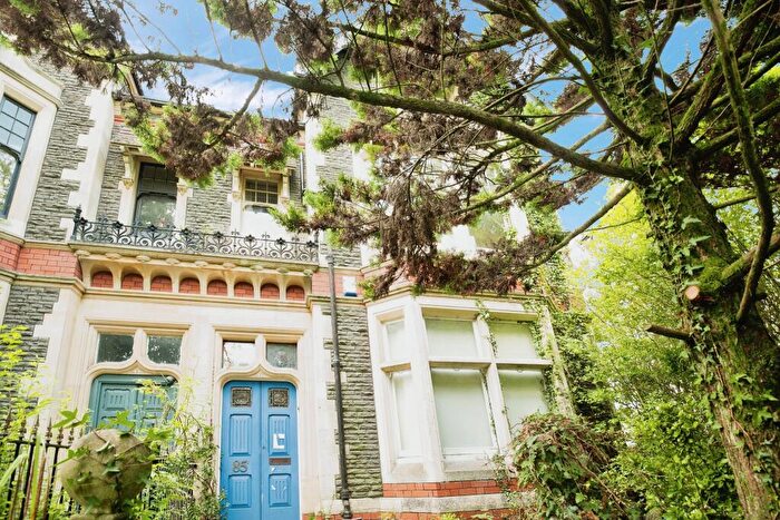 2 Bedroom Flat To Rent In Ninian Road, Caerdydd, CF23