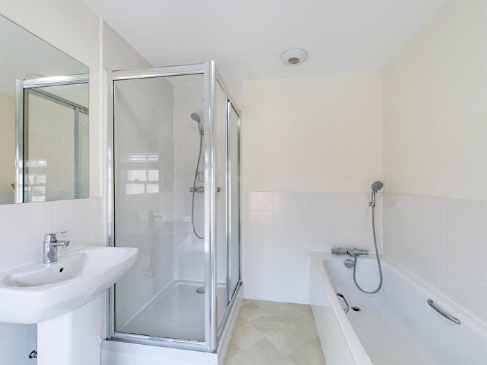 1 Bedroom Flat To Rent In New Street, Town Centre, Basingstoke, RG21