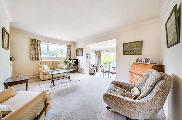 3 Bedroom Detached Bungalow For Sale In Downs Court Road, Purley, CR8