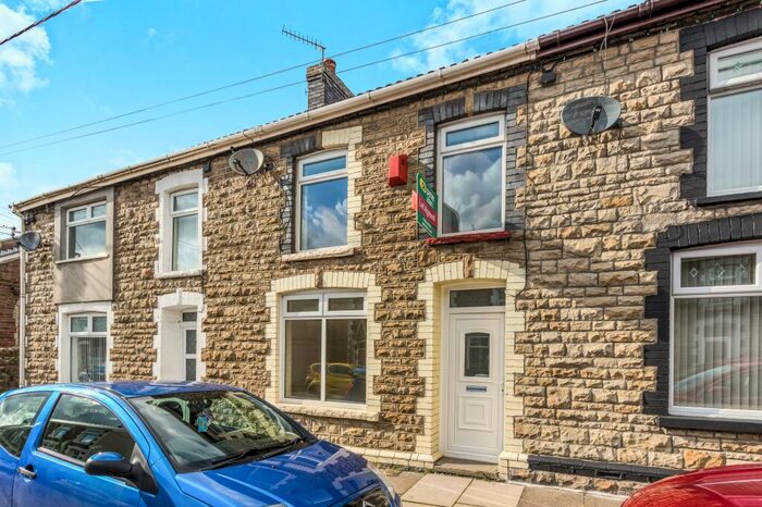 3 Bedroom House To Rent In Treharne Road, Maesteg, CF34