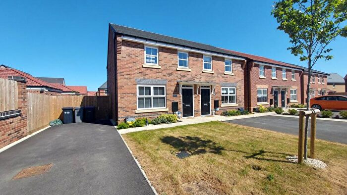 3 Bedroom Semi-Detached House For Sale In Bellamy Way, Bourne, PE10