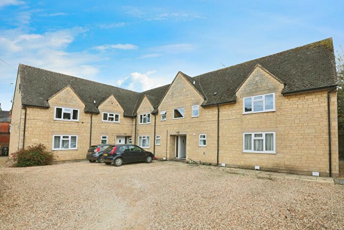 1 Bedroom Flat For Sale In Hospital Road, Moreton-In-Marsh, Gloucestershire, GL56