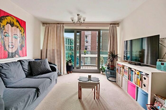 1 Bedroom Flat To Rent In Grant Road, London, SW11