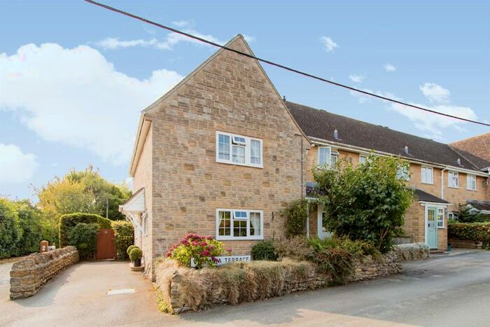 3 Bedroom End Of Terrace House For Sale In Newtown, Milborne Port, Sherborne, DT9