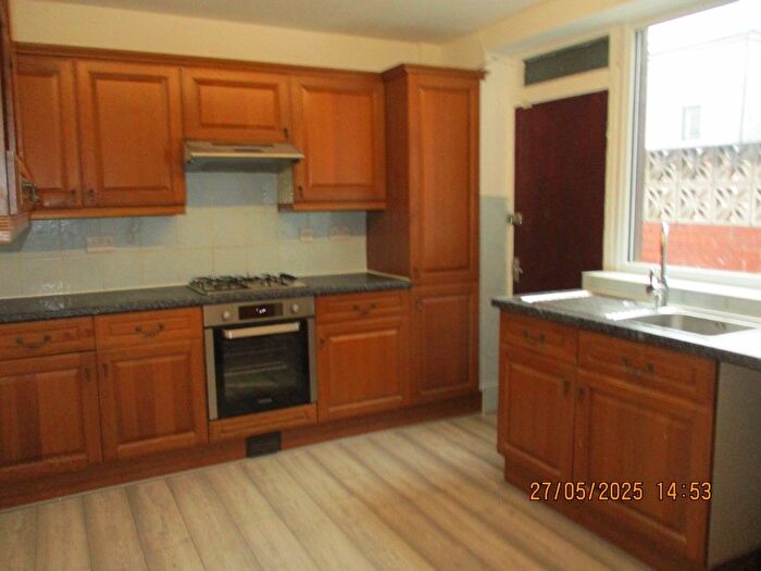 2 Bedroom Flat To Rent In Memorial Road, Walkden, Manchester, M28