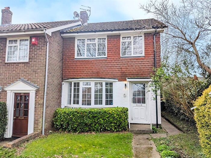 3 Bedroom End Of Terrace House For Sale In Browns Lane, Uckfield, TN22