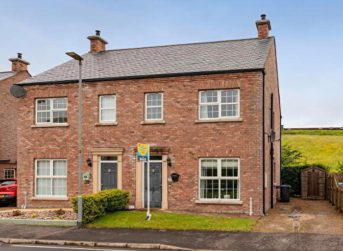 3 Bedroom House For Sale In Moss Lane, Ballynahinch, BT24
