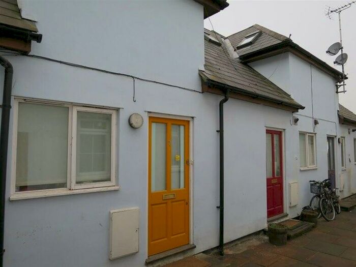 2 Bedroom Flat To Rent In Cowley Road, Oxford, Oxford, OX4