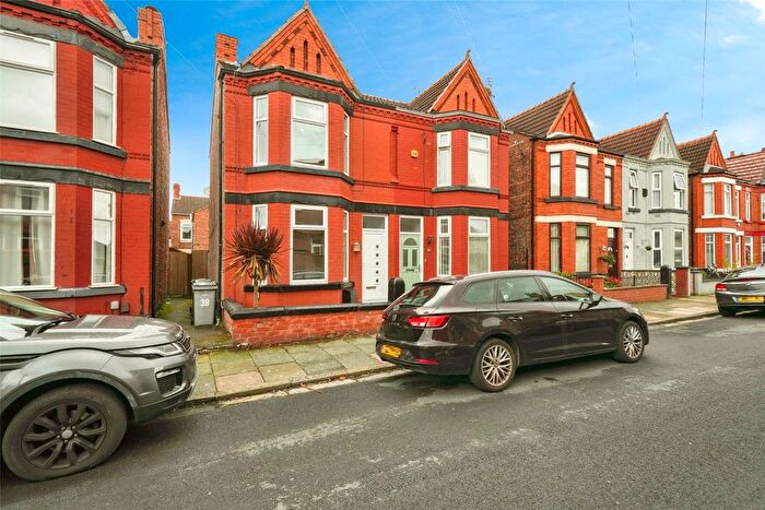3 Bedroom Semi-detached House For Sale In St. Georges Avenue, Tranmere, CH42