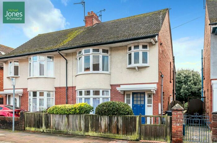 1 Bedroom Flat To Rent In Westbourne Avenue, Worthing, West Sussex, BN14