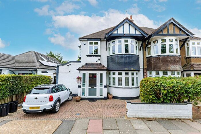 3 Bedroom Semi Detached House For Sale In Bury Street, Ruislip, HA4