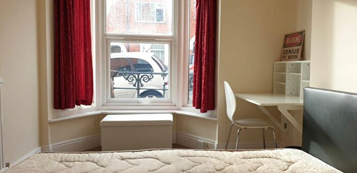 5 Bedroom Terraced House To Rent In Arboretum Avenue, LN2