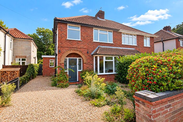 3 Bedroom Semi-Detached House For Sale In South Hill Road, Thorpe St Andrew, NR7