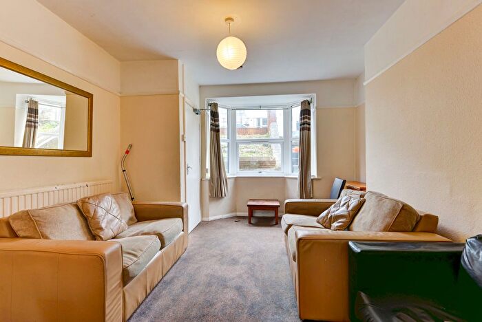 6 Bedroom Semi-Detached House To Rent In Caledonian Road, Brighton, BN2