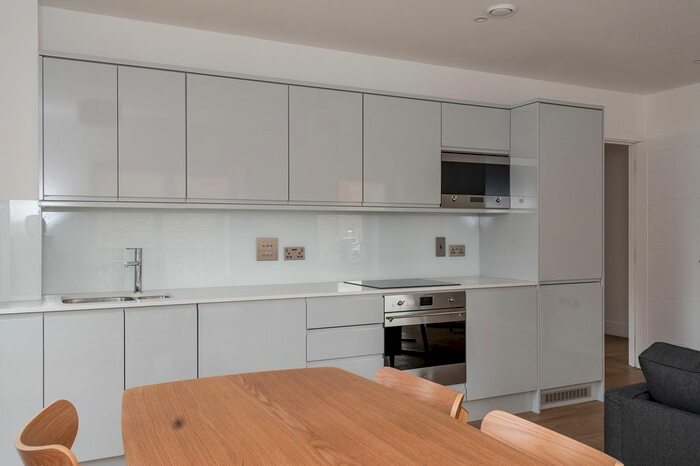 2 Bedroom Flat To Rent In Hooper Street, Birmingham, B18