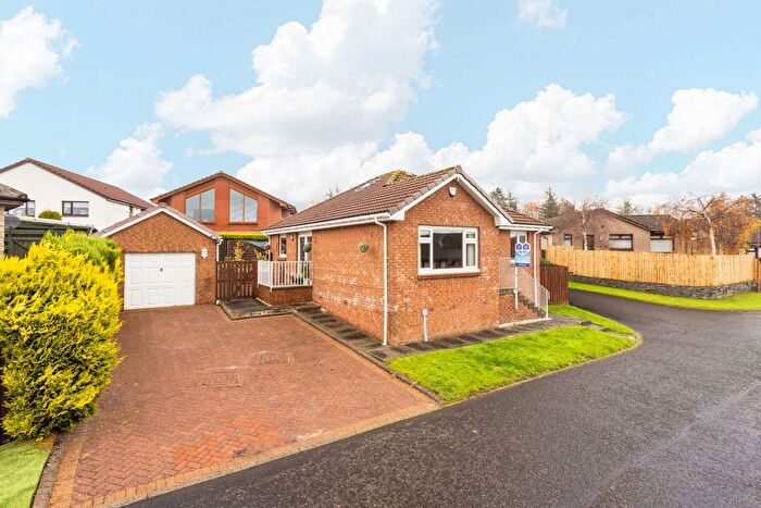 3 Bedroom Bungalow For Sale In Willow Park, Fauldhouse, West Lothian, EH47