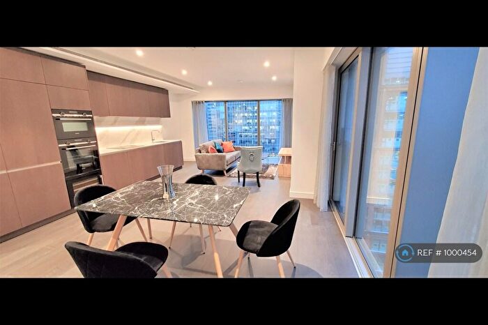 2 Bedroom Flat To Rent In Park Drive, London, E14