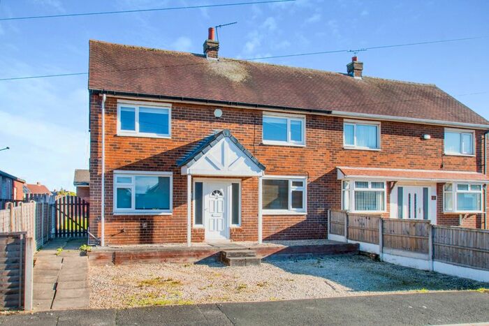 3 Bedroom Semi-Detached House To Rent In Greenwood Road, Tingley, Wakefield, West Yorkshire, WF3