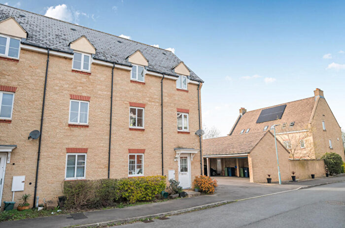 2 Bedroom End Of Terrace House For Sale In Greenacre Way, Bishops Cleeve, Cheltenham, GL52