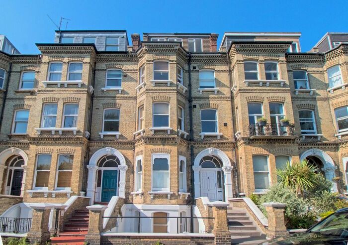 1 Bedroom Flat To Rent In Cromwell Road, Hove, BN3