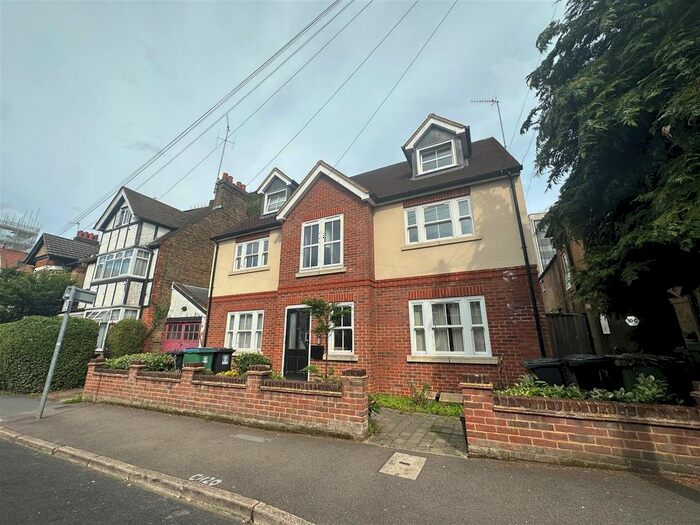 1 Bedroom Flat To Rent In Capel Court, A Westland Road, Watford, WD17