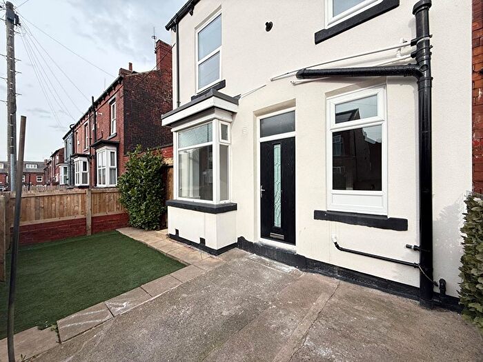 2 Bedroom Terraced House To Rent In Armley, Leeds, LS12