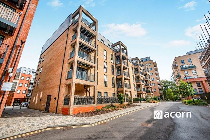 2 Bedroom Flat To Rent In Kent, DA1