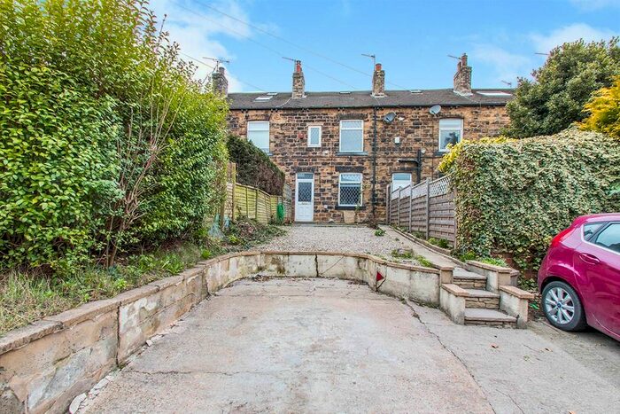 3 Bedroom Terraced House To Rent In Street Lane, Gildersome, Morley, Leeds LS27