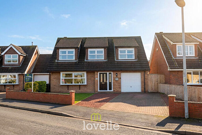 4 Bedroom Detached House For Sale In Newlands Park, Humberston, DN36