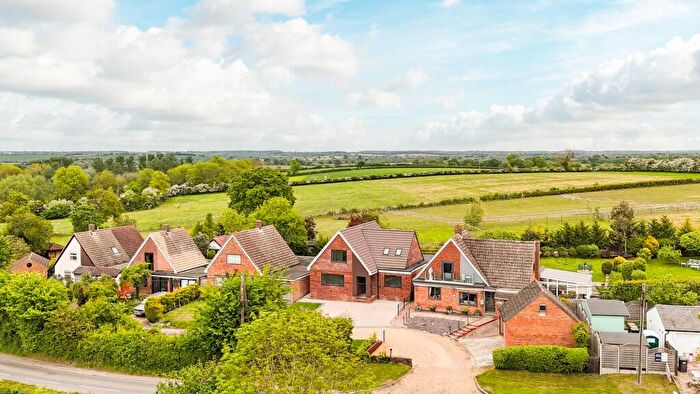 4 Bedroom Detached House For Sale In Mill Hill, Keysoe, MK44