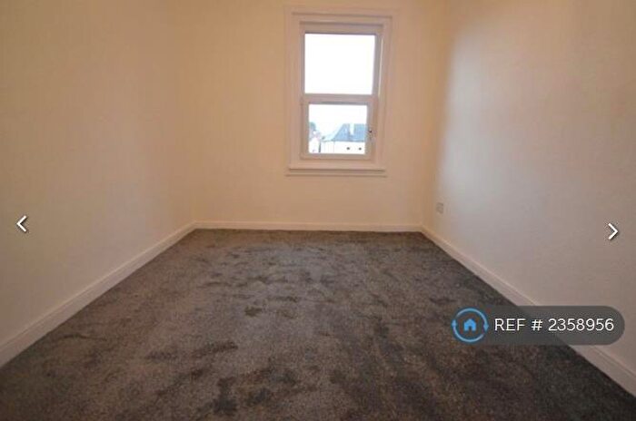 2 Bedroom Flat To Rent In Chantinghall Terrace, Hamilton, ML3